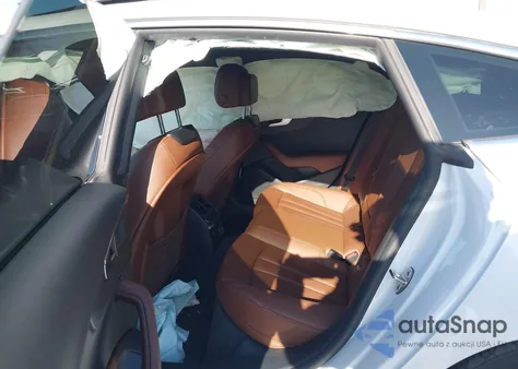 2019 Audi A5 45 Premium z USA, uszkodzony, nr VIN WAUBNCF55KA022794